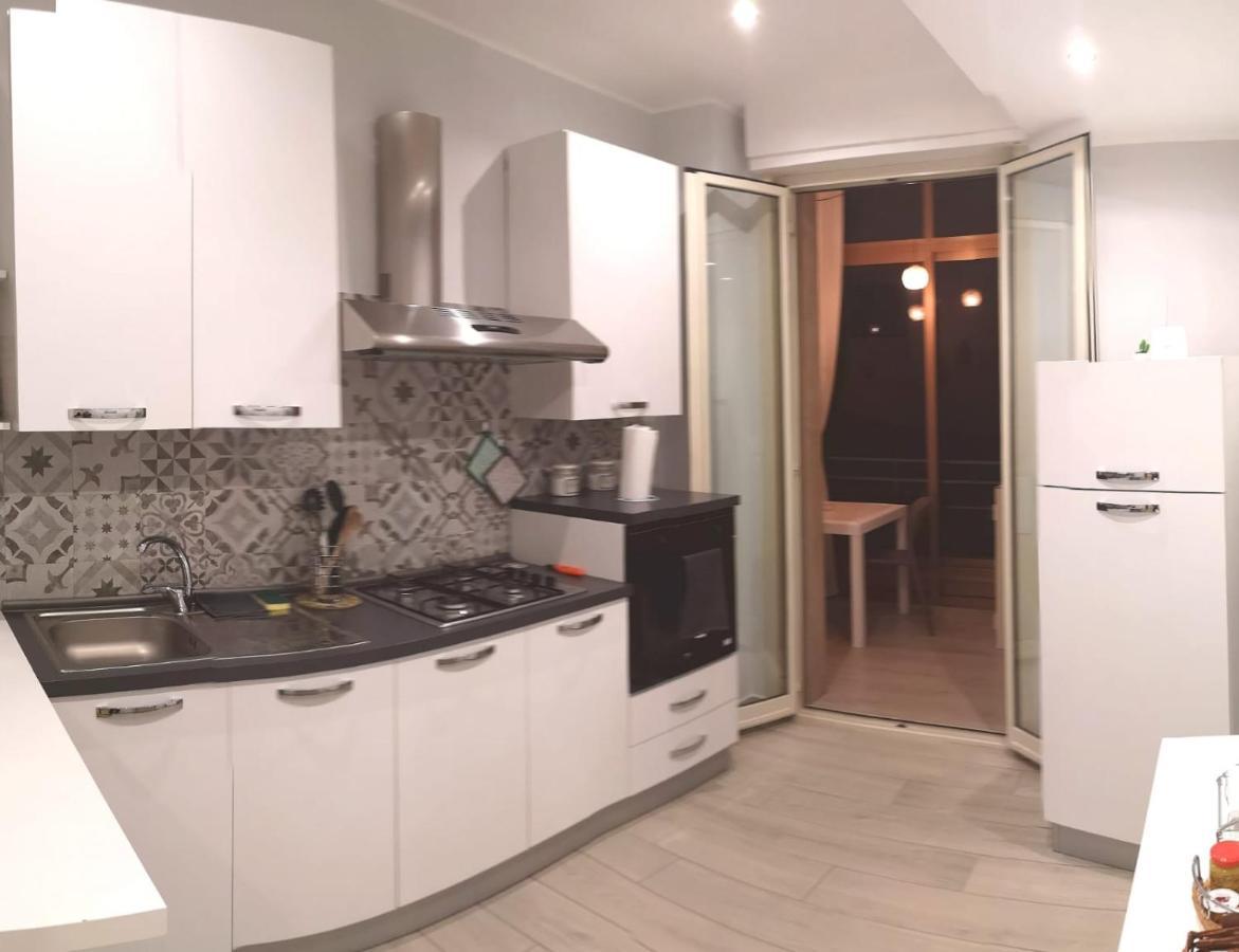Ferienwohnung Il Balcone Di Galatea Acireale Exterior foto